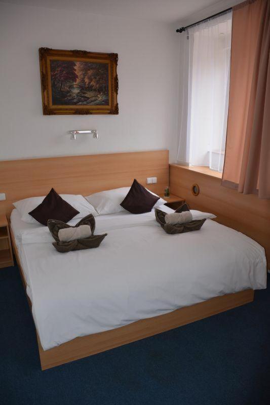 Hotel O.K. 1 Beroun  Luaran gambar
