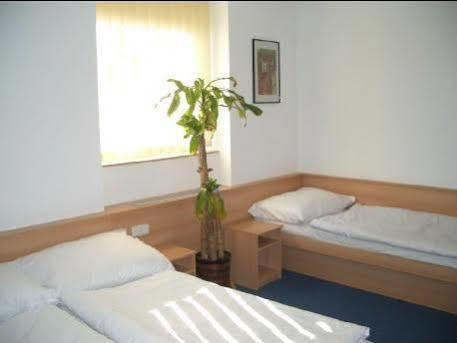 Hotel O.K. 1 Beroun  Luaran gambar